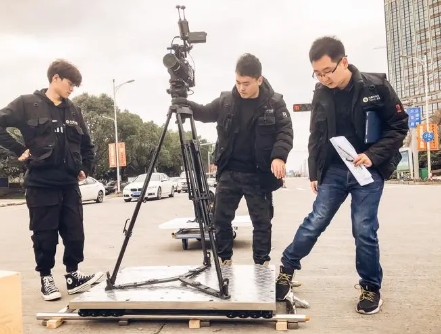 拍摄制作3分钟视频多少钱？2025年费用深度解析